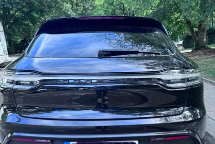 Porsche Macan 44.000 km 63.500 &euro; München 80807