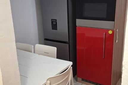 2 Zimmer Wohnung im Keller in Garching zimmer