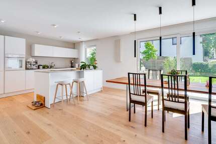 Wohnung zum Kaufen in Maisach 940.000 € 153.99 m² 5 zimmer