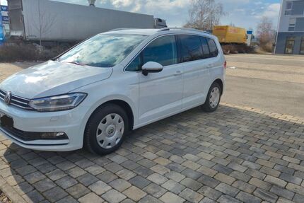 VW Touran 148.300 km 21.790 &euro; Dachau 85221