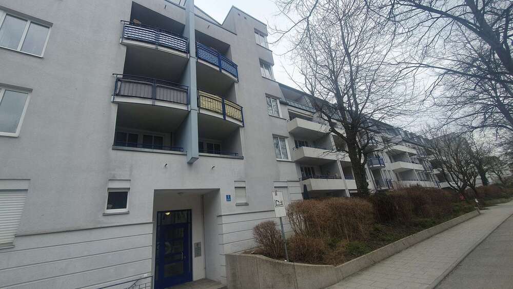 Etagenwohnung München Bogenhausen - 2 Zimmer, 56 m&sup2;, 1.290&euro; | Angebot:27310455
