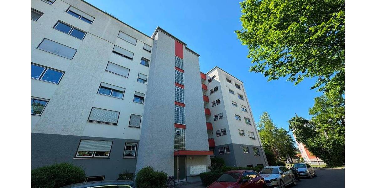 Etagenwohnung Dachau - 4 Zimmer, 98 m&sup2;, 349.000&euro; | Angebot:25664002