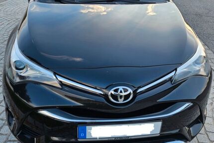 Toyota Avensis 107.000 km 15.500 &euro; Haimhausen 85778