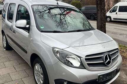 Mercedes-Benz Citan 144.300 km 9.990 &euro; München 81825