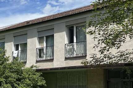Haus zum Kaufen in München 1.999.998 € 328 m²