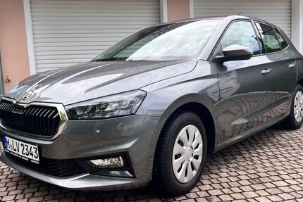 Skoda Fabia 2.900 km 20.500 &euro; München 80995