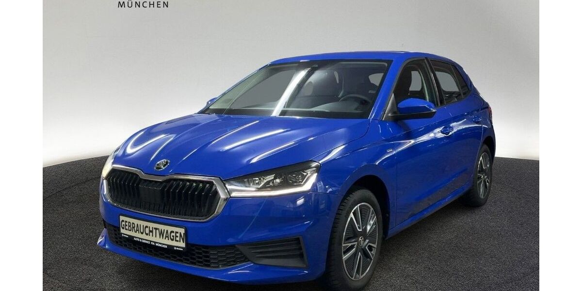 Skoda Fabia 8.900 km 14.960 &euro; München 80687