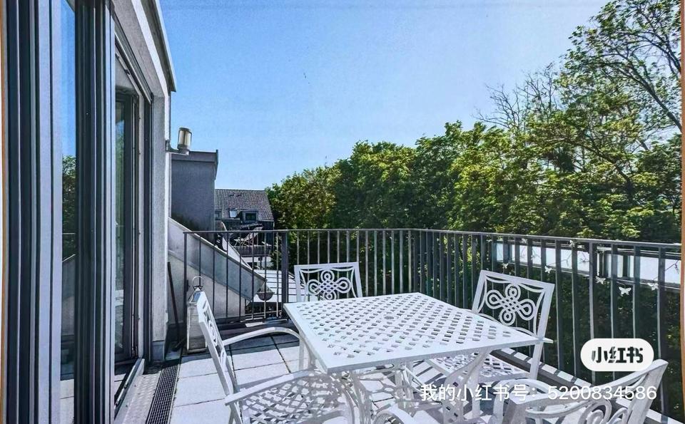 Dachgeschoßwohnung München Feldmoching-Hasenbergl - 4 Zimmer, 132 m&sup2;, 2.480&euro; | Angebot:26624071
