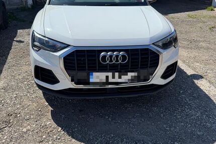 Audi Q3 54.512 km 23.500 &euro; München 81245