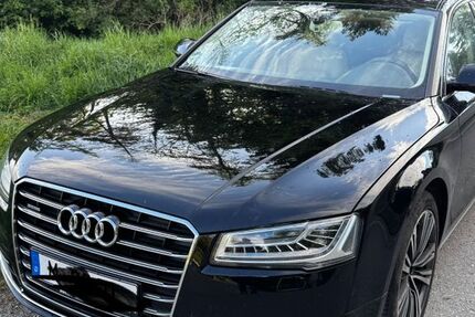 Audi A8 138.200 km 23.300 &euro; München 81677