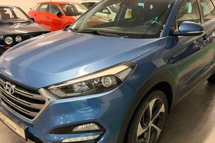 Hyundai TUCSON 180.000 km 13.300 &euro; München 81825