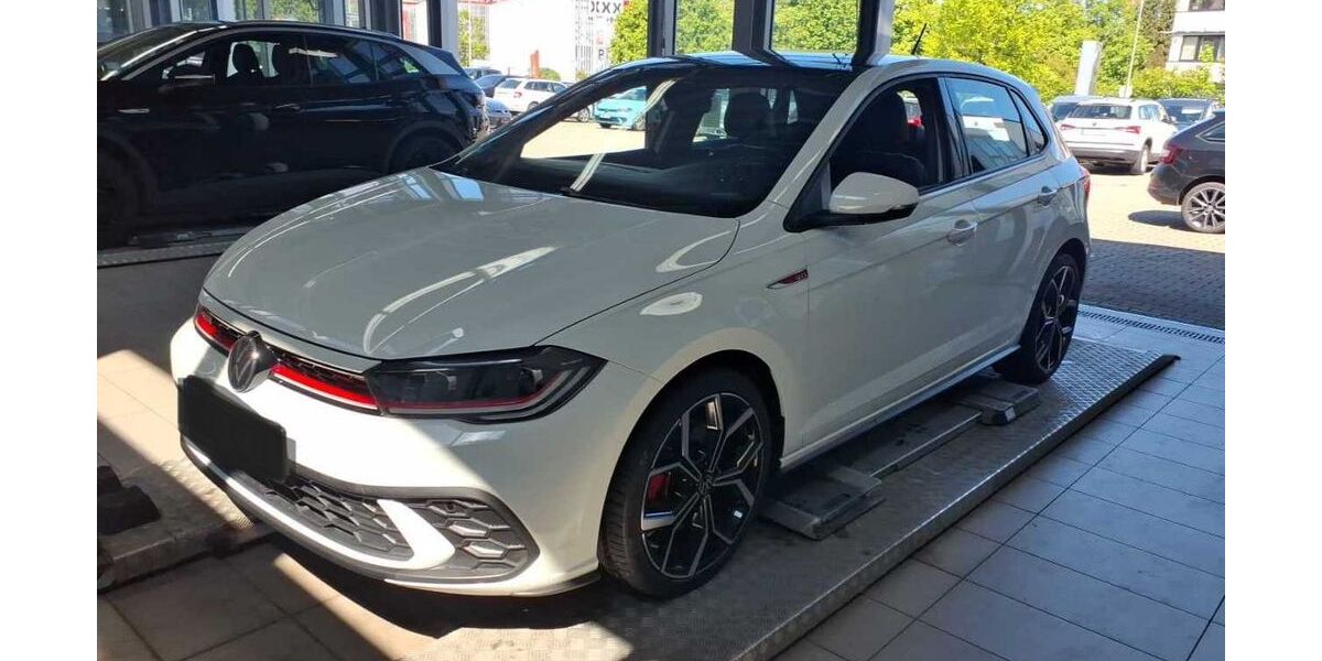 VW Polo 63.921 km 23.530 &euro; Wolfratshausen 82515