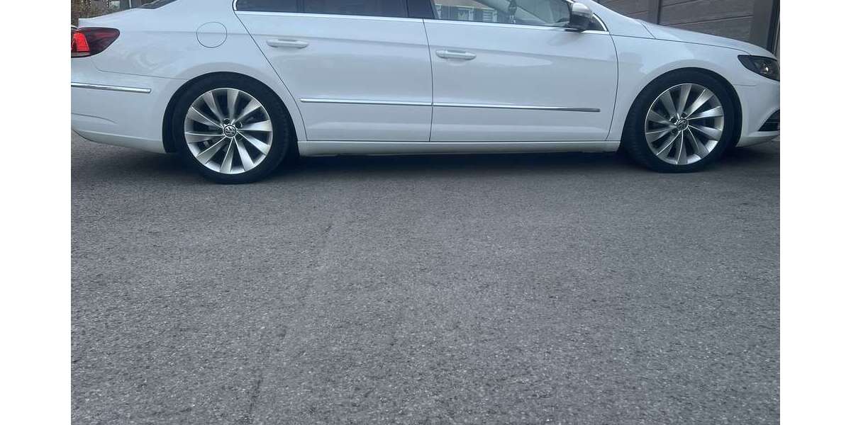 VW CC 123.000 km 16.000 &euro; Gräfelfing 82166