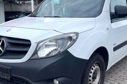 Mercedes-Benz Citan 220.000 km 4.450 &euro; Muenchen 81825