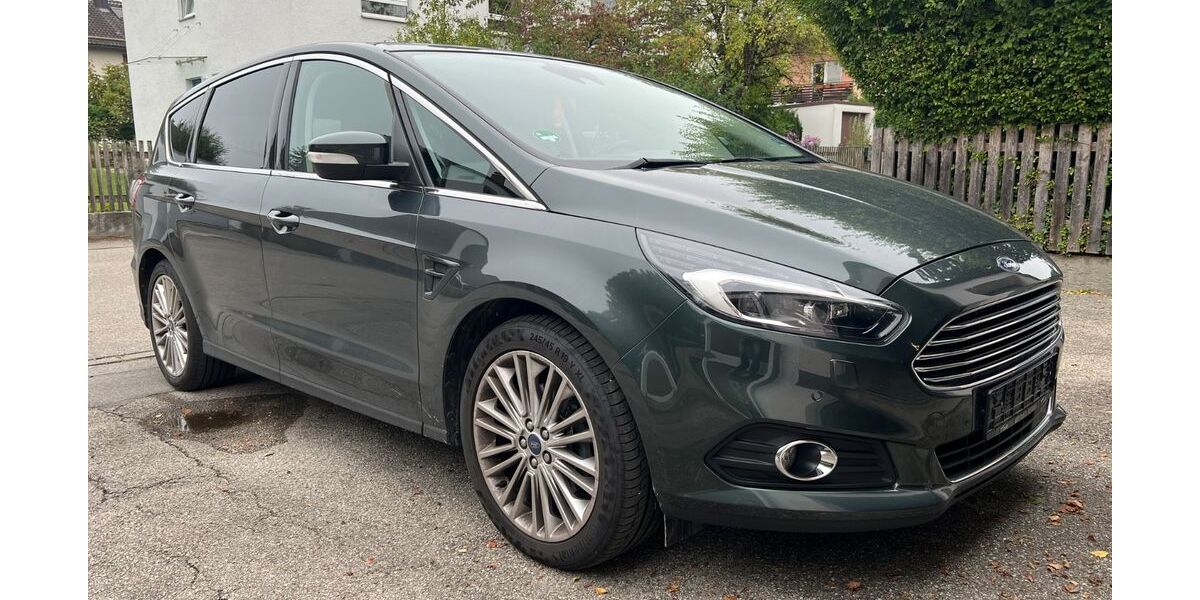 Ford S-Max 92.500 km 16.990 &euro; Seefeld 82229