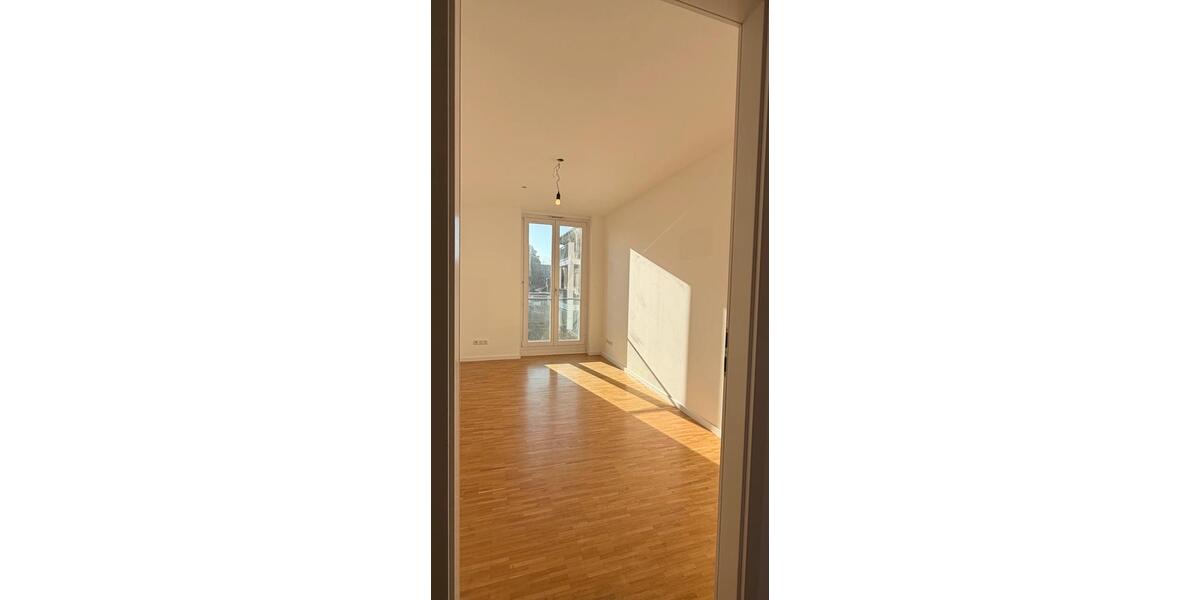 4 Zi. Whg. Alt-Riem-1.OG-XXL Keller-Stellplatz-Ohne Provision 4 zimmer