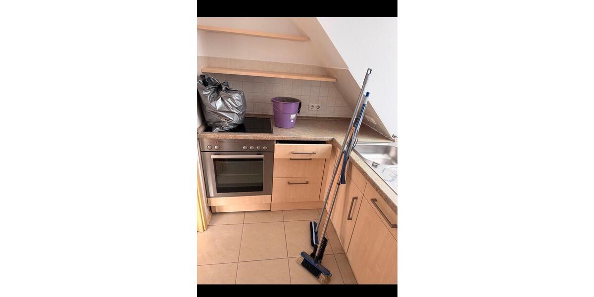 2-Zimmer-Dachgeschossapartment mit Süd-Balkon und Dachspitz 2 zimmer