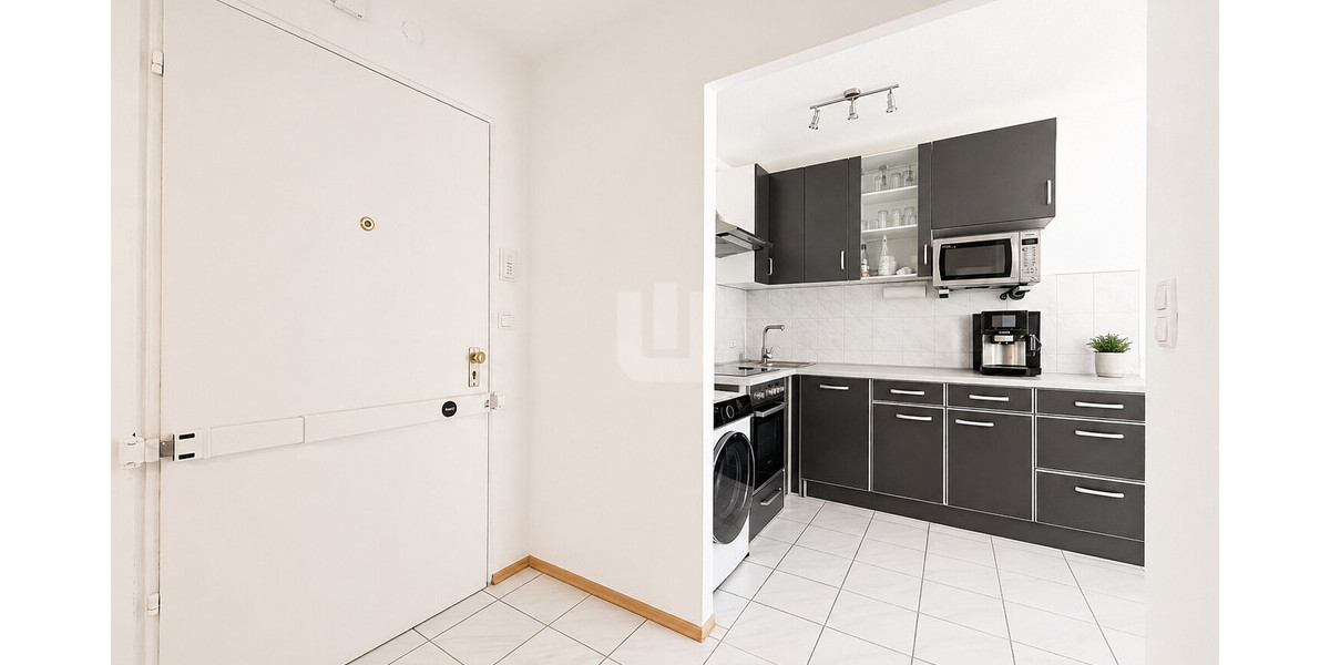 WINDISCH IMMOBILIEN - Vermietete 2-Zimmerwohnung im 12. OG im Olympiadorf - Etagenwohnung München Am Riesenfeld | Angebot:26423729