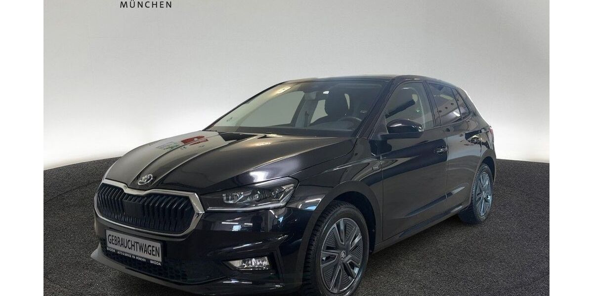 Skoda Fabia 14.600 km 21.960 &euro; München 80935