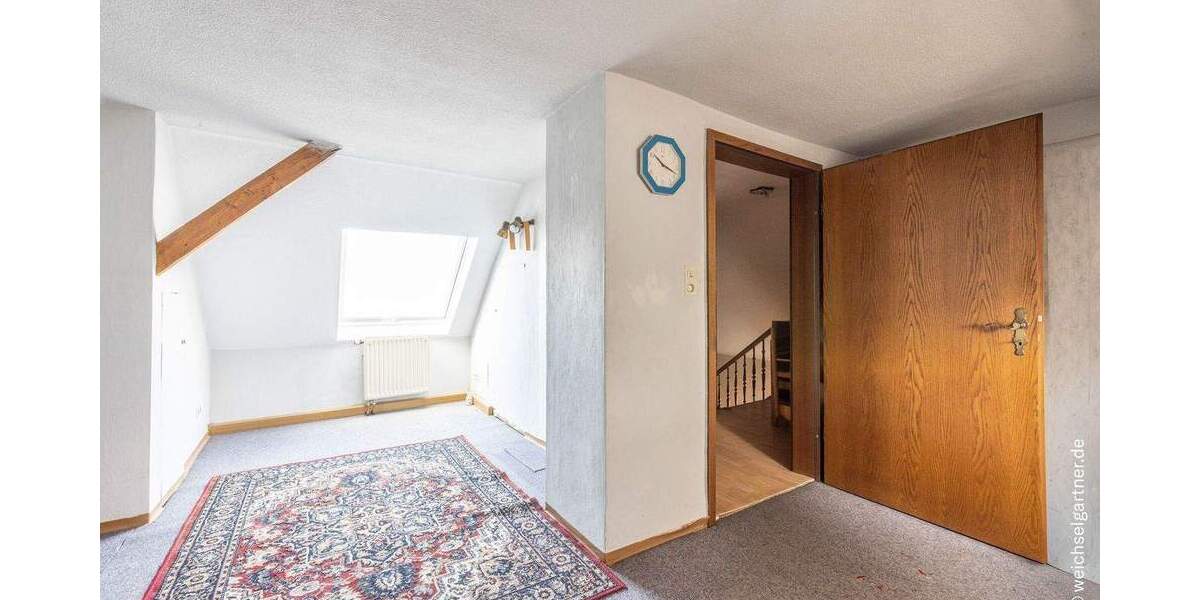 Doppelhaushälfte München Allach-Untermenzing - 6 Zimmer, 122 m&sup2;, 875.000&euro; | Angebot:25877212