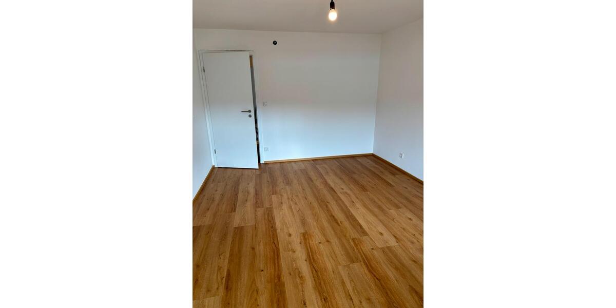 Reihenhaus München Messestadt Riem - 7 Zimmer, 160 m&sup2;, 3.209&euro; | Angebot:25778496