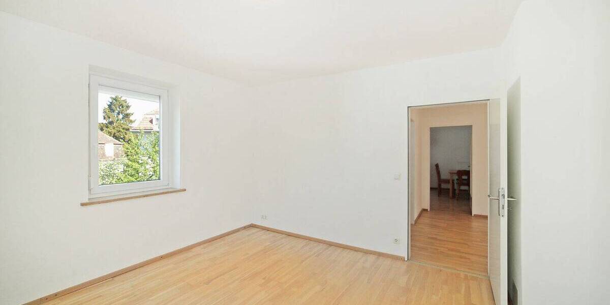Etagenwohnung München Moosach - 3 Zimmer, 85 m&sup2;, 600.000&euro; | Angebot:26867036