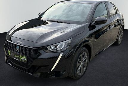 Peugeot 208 42.008 km 14.690 &euro; München 80807
