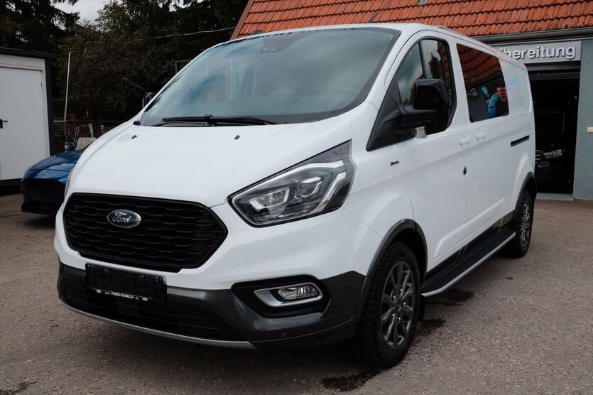 Ford Transit Custom 204.000 km 19.995 € München 81249