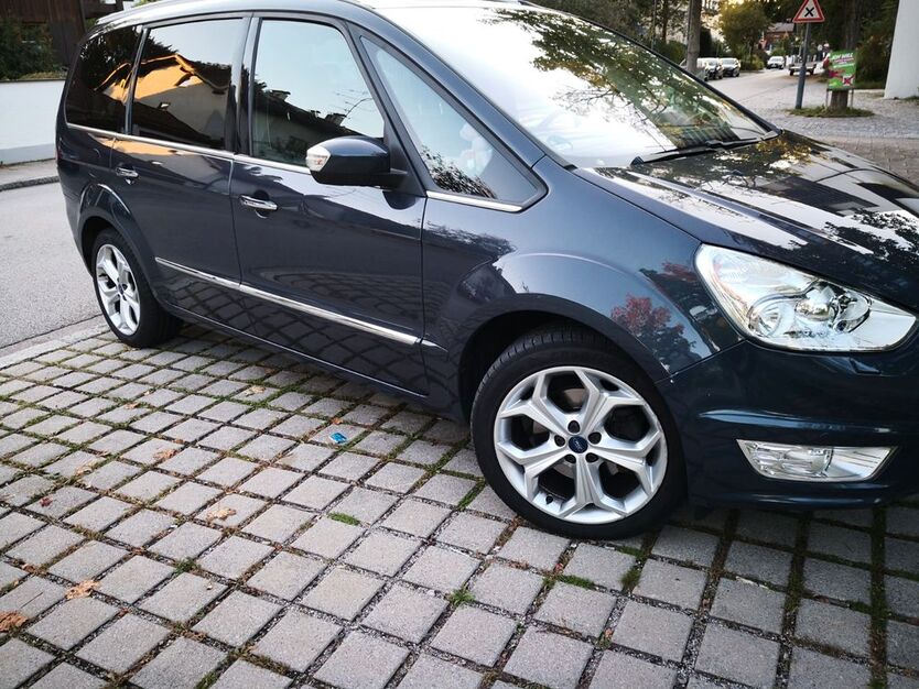 Ford Galaxy 209.000 km 14.500 € GRASBRUNN 85630