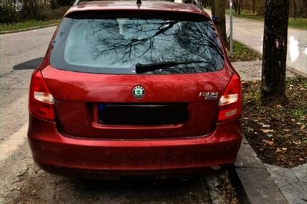 Skoda Fabia 210.000 km 950 &euro; München 81737