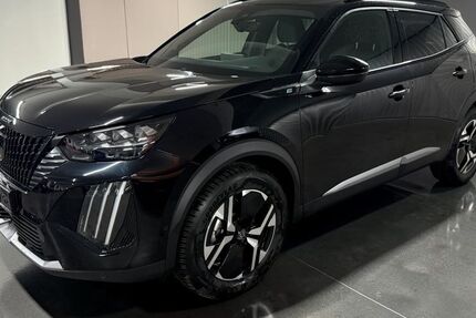 Peugeot 2008 5.311 km 24.999 &euro; München 80636