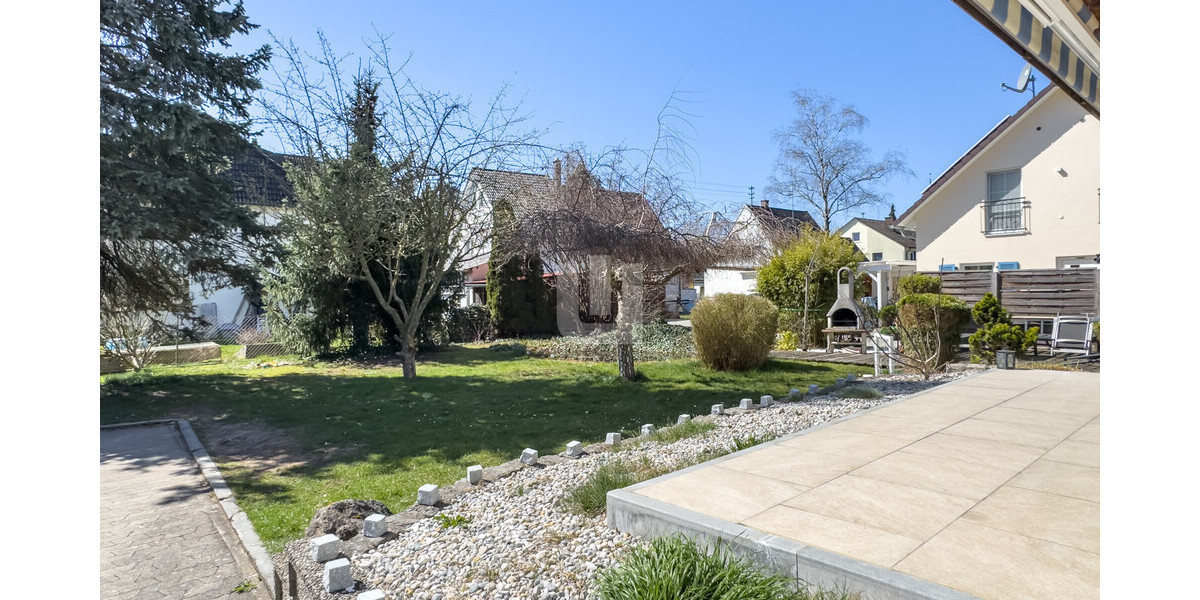 WINDISCH IMMOBILIEN - Für Kapitalanleger - gepflegtes Zweifamilienhaus auf großem Grundstück 8 zimmer