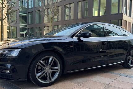 Audi A5 166.000 km 15.600 &euro; München 80995