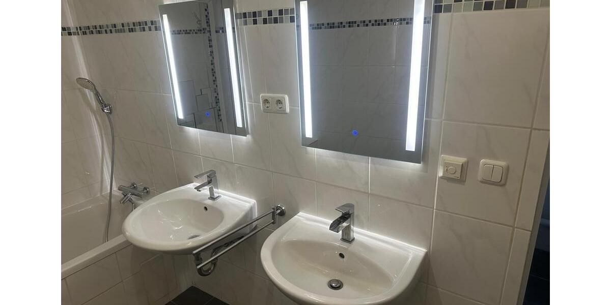 Reihenhaus Oberschleißheim - 4 Zimmer, 150 m&sup2;, 2.490&euro; | Angebot:25772700