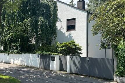 Großhadern, ZFH (ca. 400 m² Wohn-Nutzfläche) mit Potential! 1 zimmer