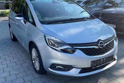 Opel Zafira 82.714 km 12.975 € München 80993