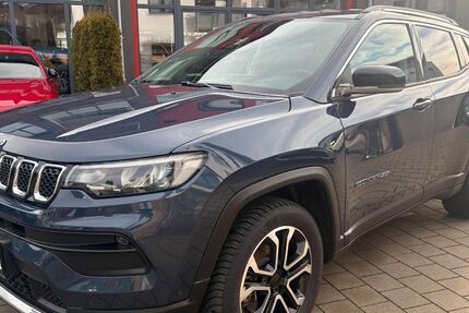 Jeep Compass 52.450 km 24.900 &euro; Ismaning 85737