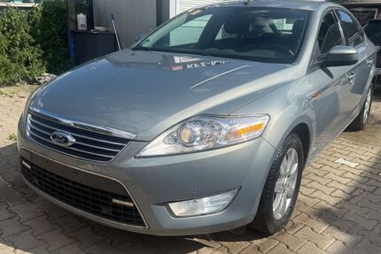 Ford Mondeo 113.123 km 2.690 &euro; München 81243