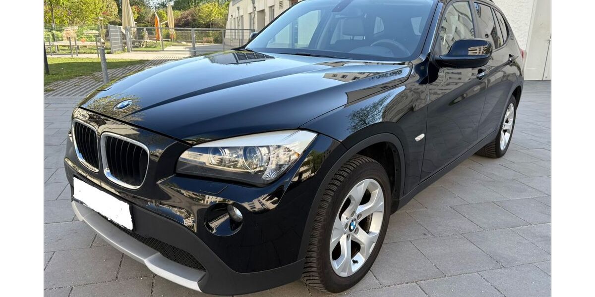 BMW X1 76.000 km 10.900 &euro; München 80807