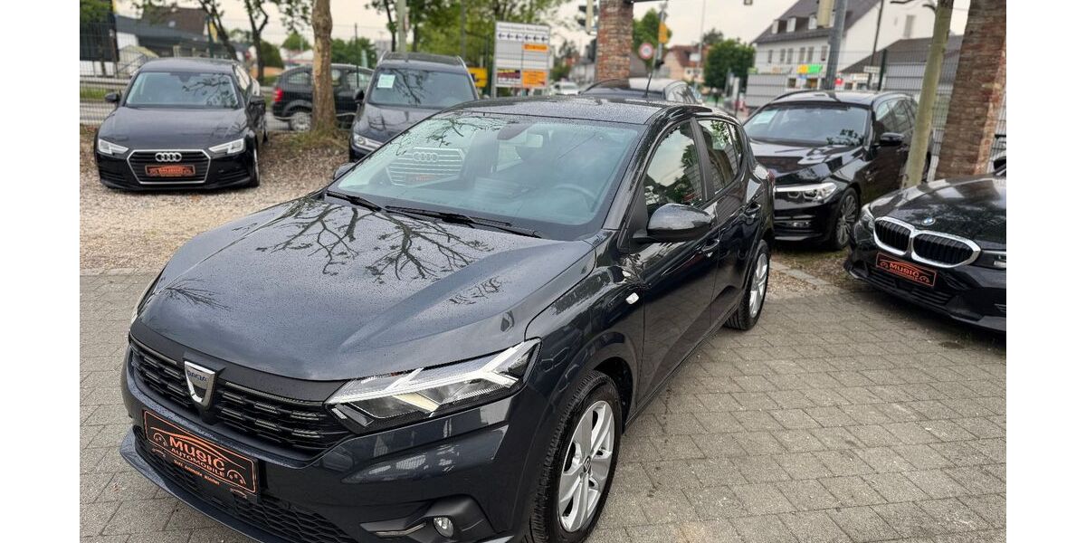 Dacia Sandero 36.450 km 12.950 &euro; München 81243