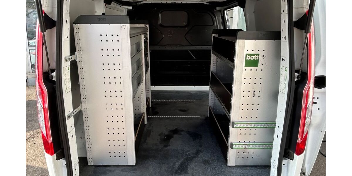 Ford Transit Custom 97.862 km 18.990 &euro; München 81825