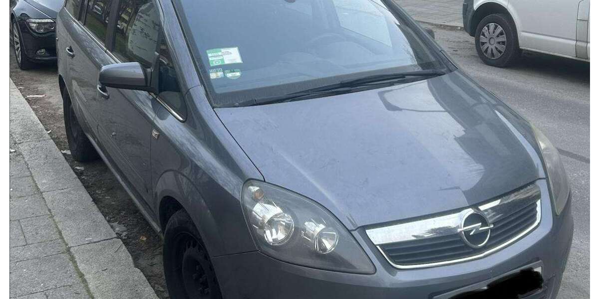 Opel Zafira 166.000 km 790 &euro; München 80686
