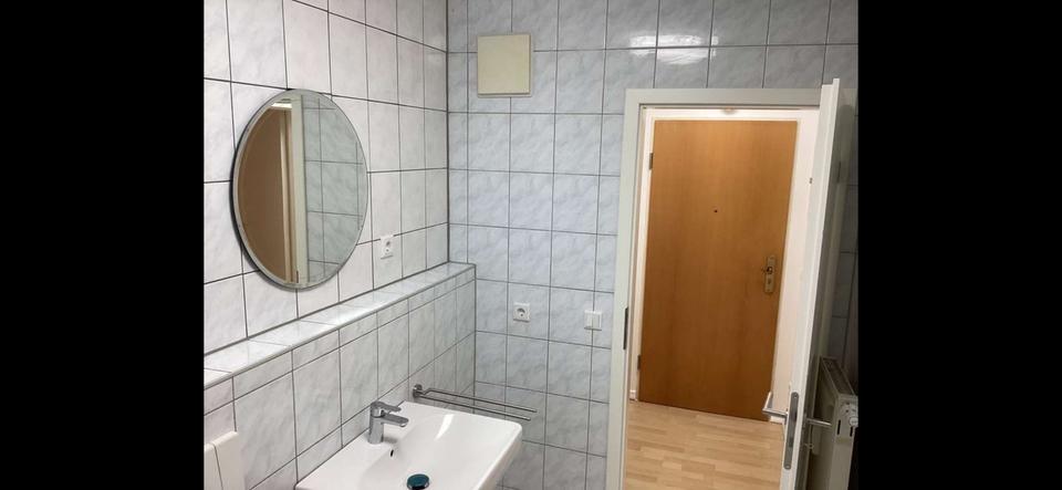 Etagenwohnung Bergkirchen - 1 Zimmer, 37 m&sup2;, 649&euro; | Angebot:26444235