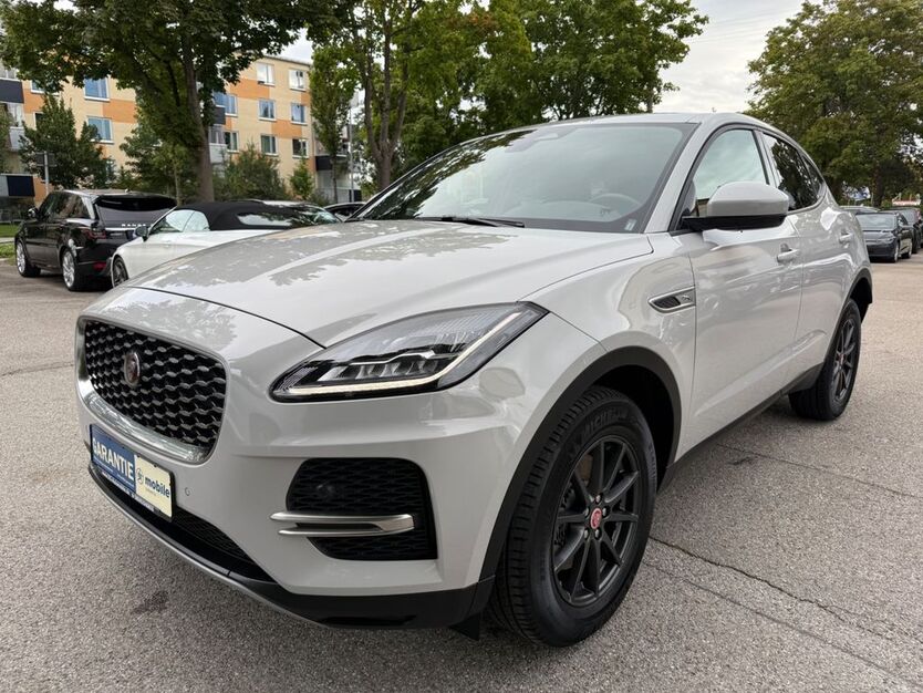 Jaguar E-Pace 77.282 km 23.999 € München 81243