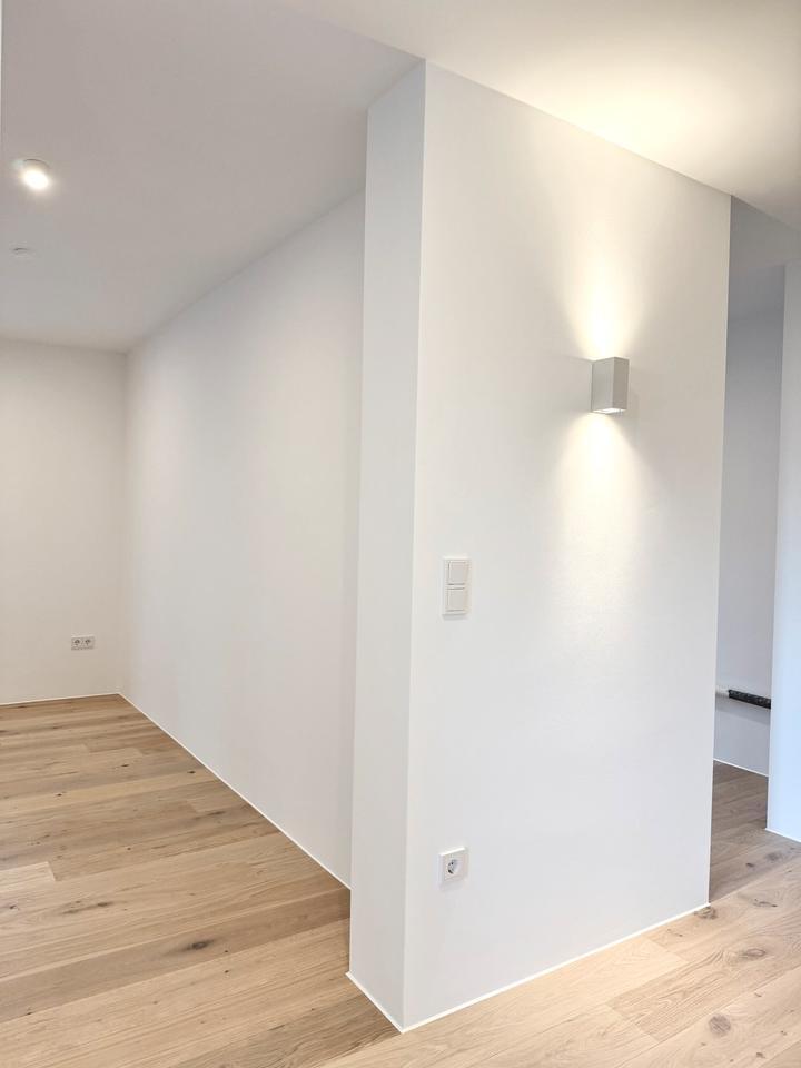 Top-sanierte 2,5-Zimmer-Wohnung in Solln mit Balkon- ohne Makler