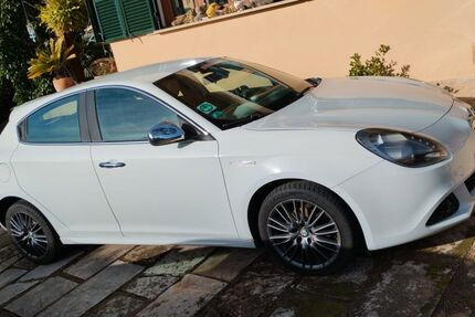 Alfa Romeo Giulietta 180.000 km 3.900 &euro; Vaterstetten 85591