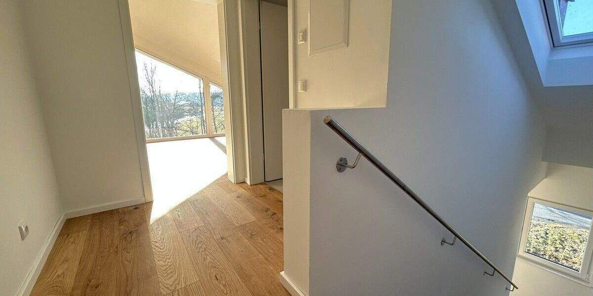 Doppelhaushälfte Wolfratshausen - 7 Zimmer, 184 m&sup2;, 1.480.000&euro; | Angebot:25708159