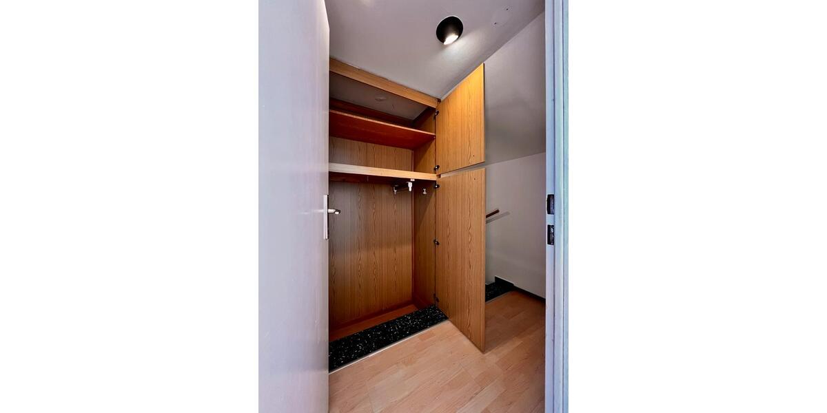 Dachgeschoßwohnung Wolfratshausen - 1 Zimmer, 20 m&sup2;, 715&euro; | Angebot:26413711