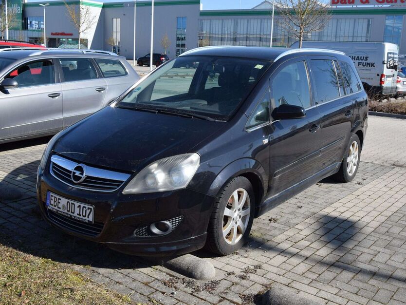 Opel Zafira 243.000 km 900 € Poing 85586
