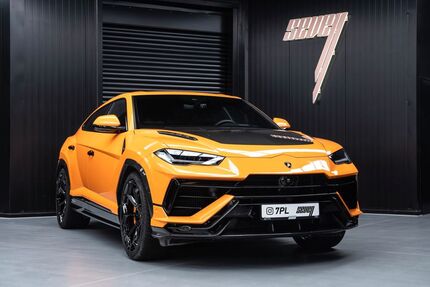Lamborghini Urus 8.500 km 343.910 &euro; München 80939